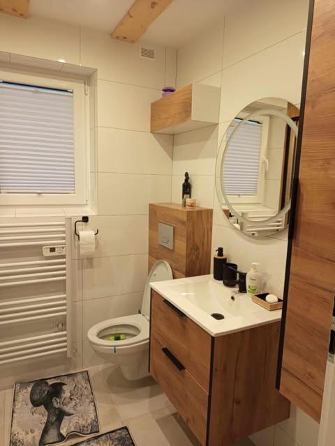 Pod Lasem Holiday home Toporzysko
